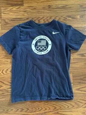 Nike United States Olympic Team Youth Medium Navy Graphic T-Shirt USA Olympics